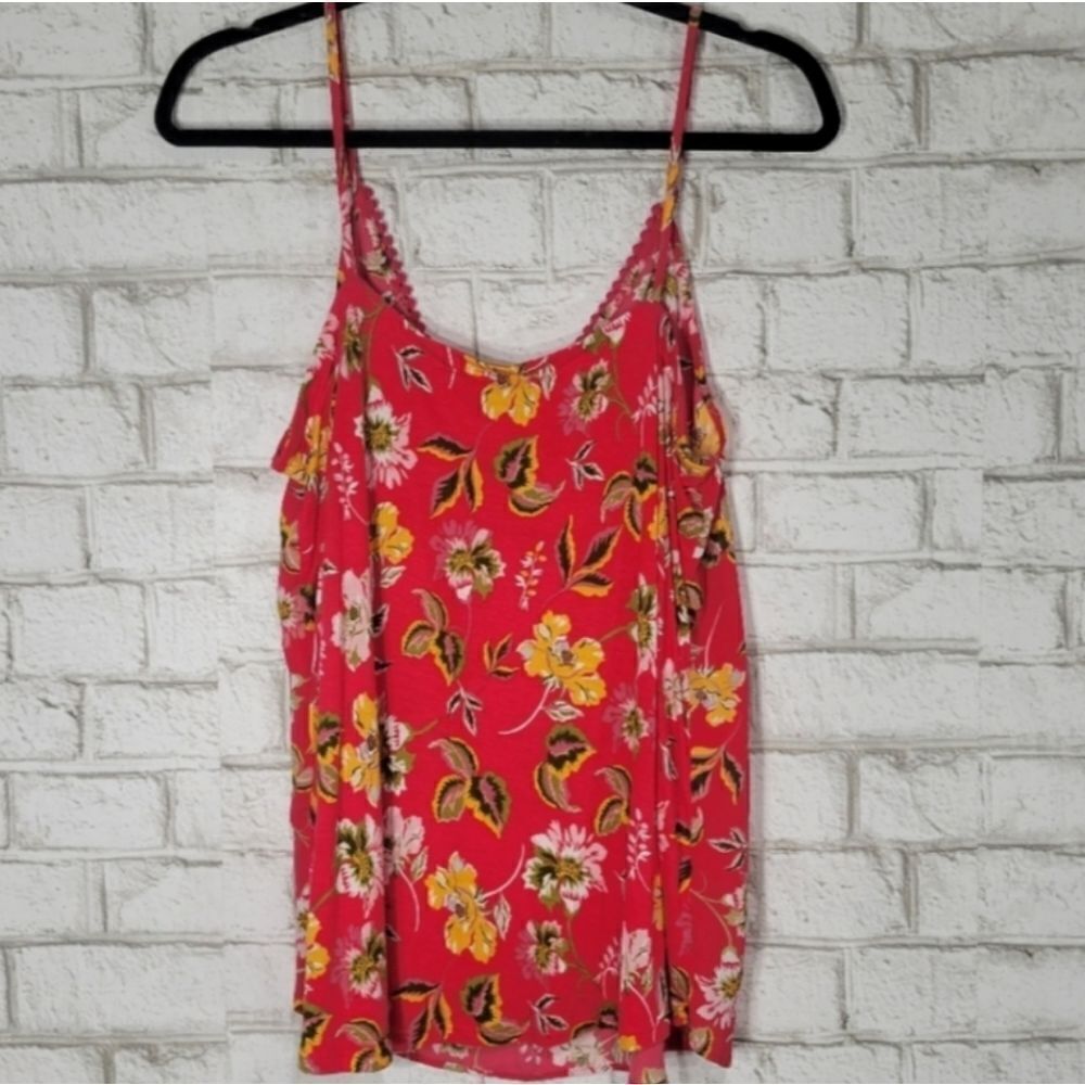 NWT Loft Floral Tank - Picture 9 of 10